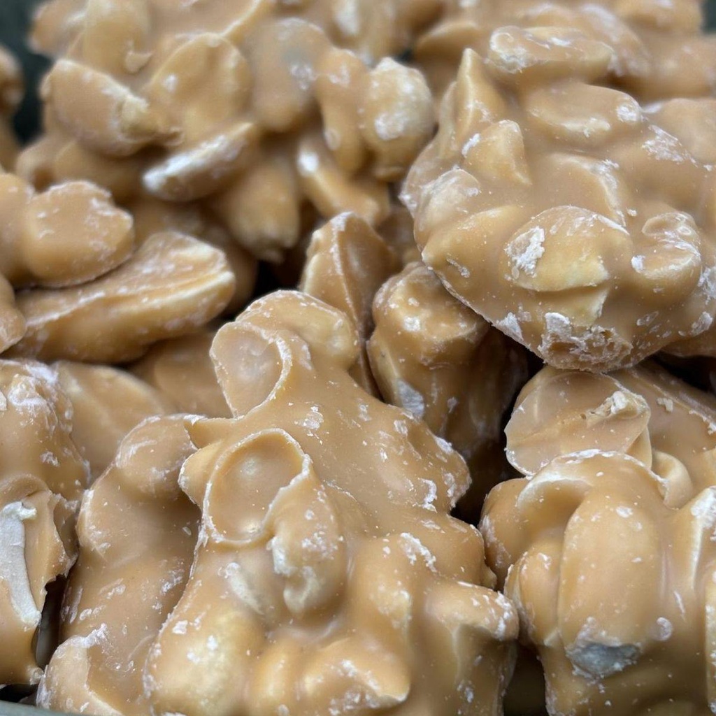 Cookies de Cacahuete con Chocolate Caramelo y Sal Marina