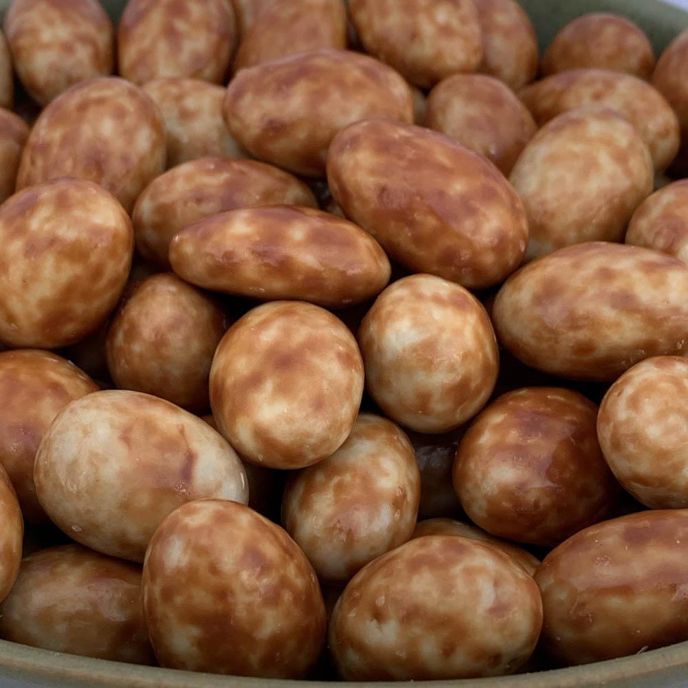Almendra con Chocolate y Tiramisú