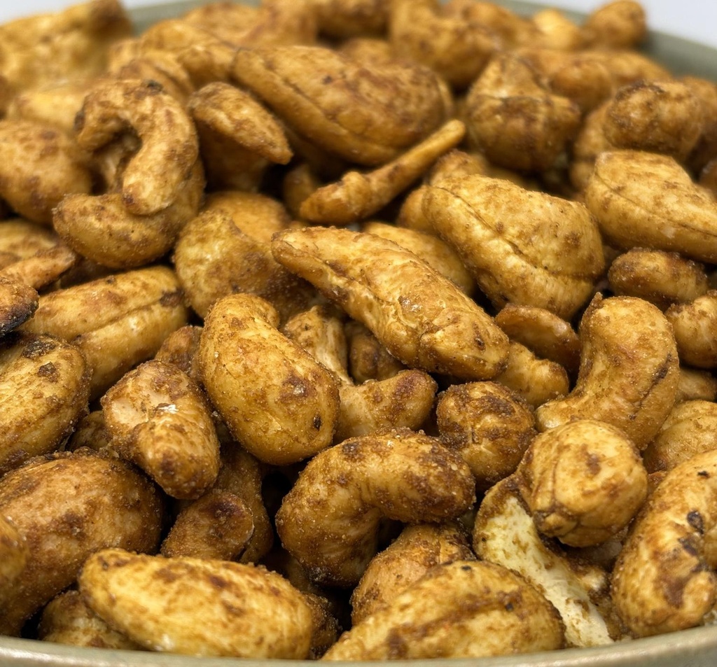 Toasted Cashew Nuts with Cheese and Onion