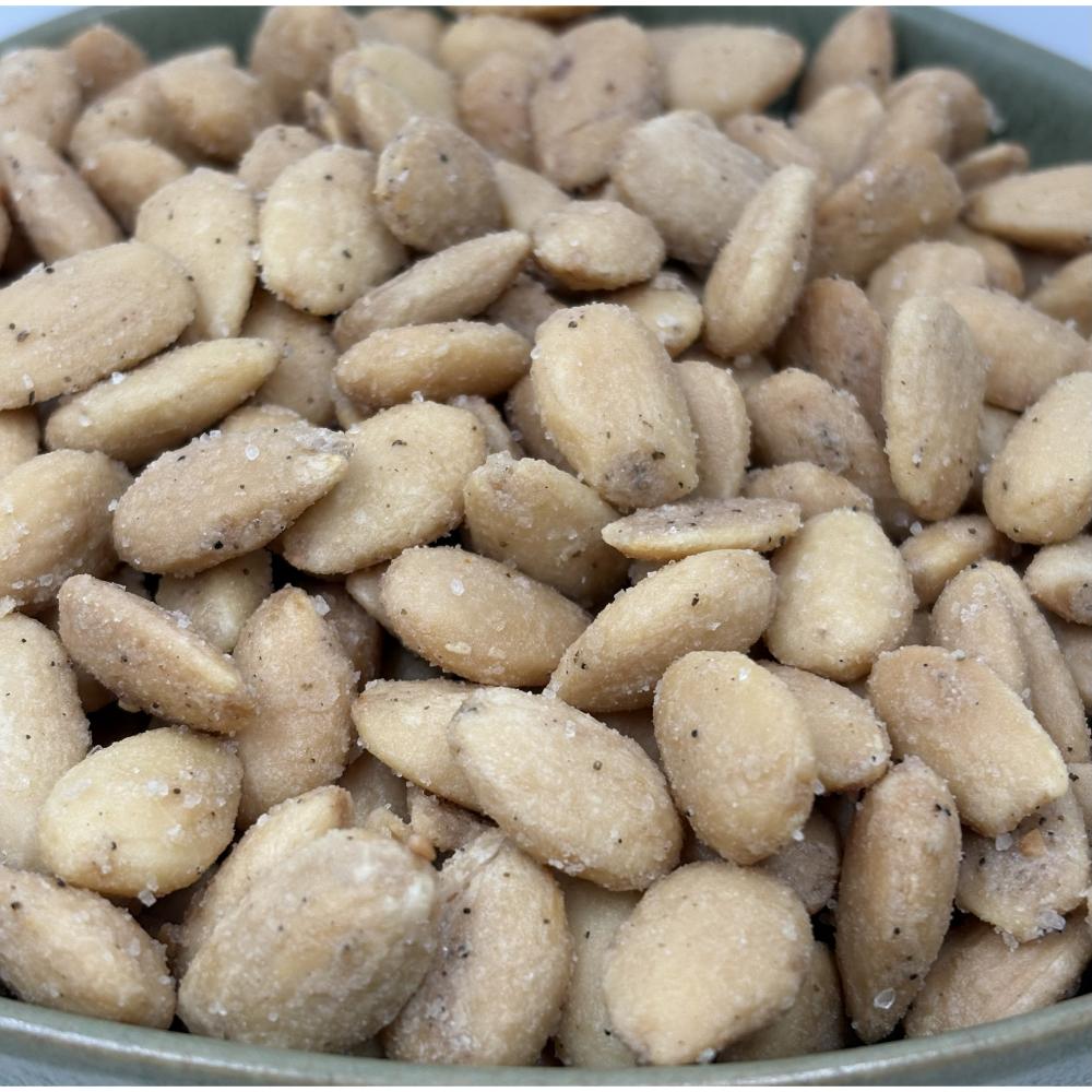 Almendra con Trufa y Queso Parmesano