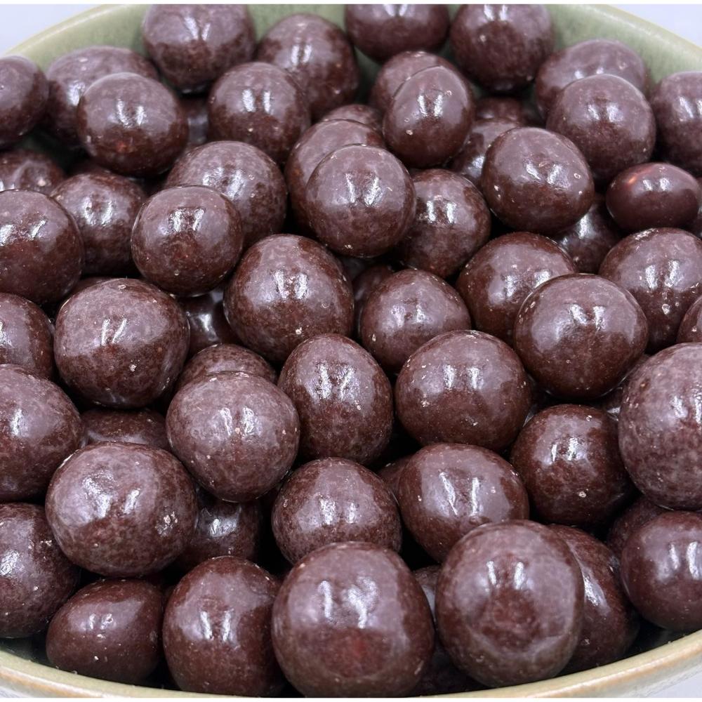 Noisettes Enrobées de Chocolat Noir