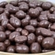 cacahuete con chocolate negro