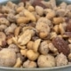 Aperitivo frutos secos ahumados